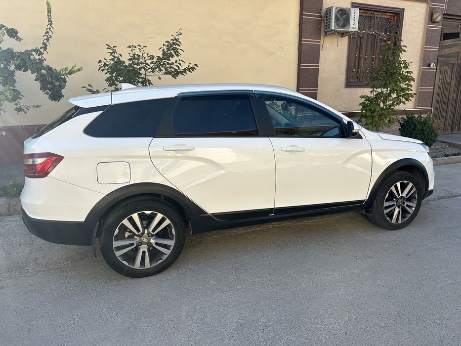 LADA VESTA andijon