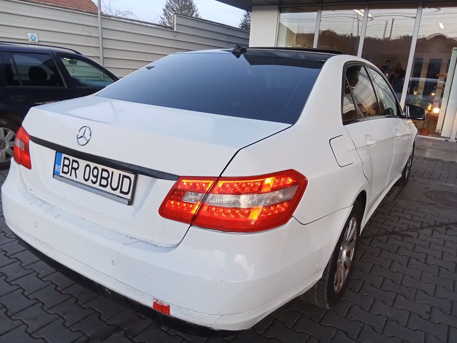 Mercedes-Benz E220 2011 EURO 5 Impecabil