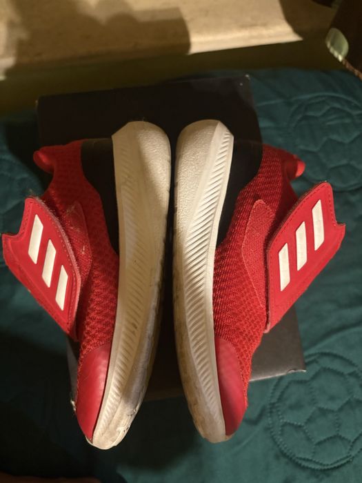 Adidas 26номер, детски маратонки