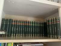 28 volume din colectia adevarul in stare foarte buna