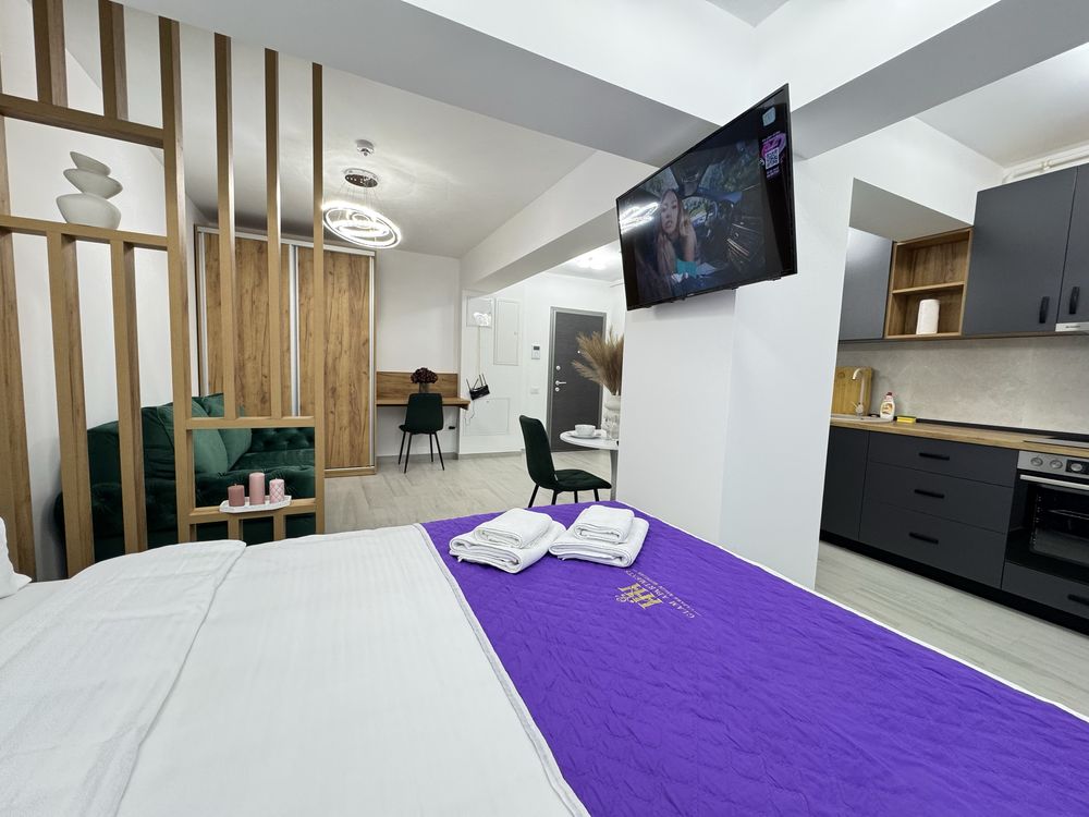 IS Regim Hotelier Zona Centru Palas Newton Ap 1-2-3 cam Vouchere !!