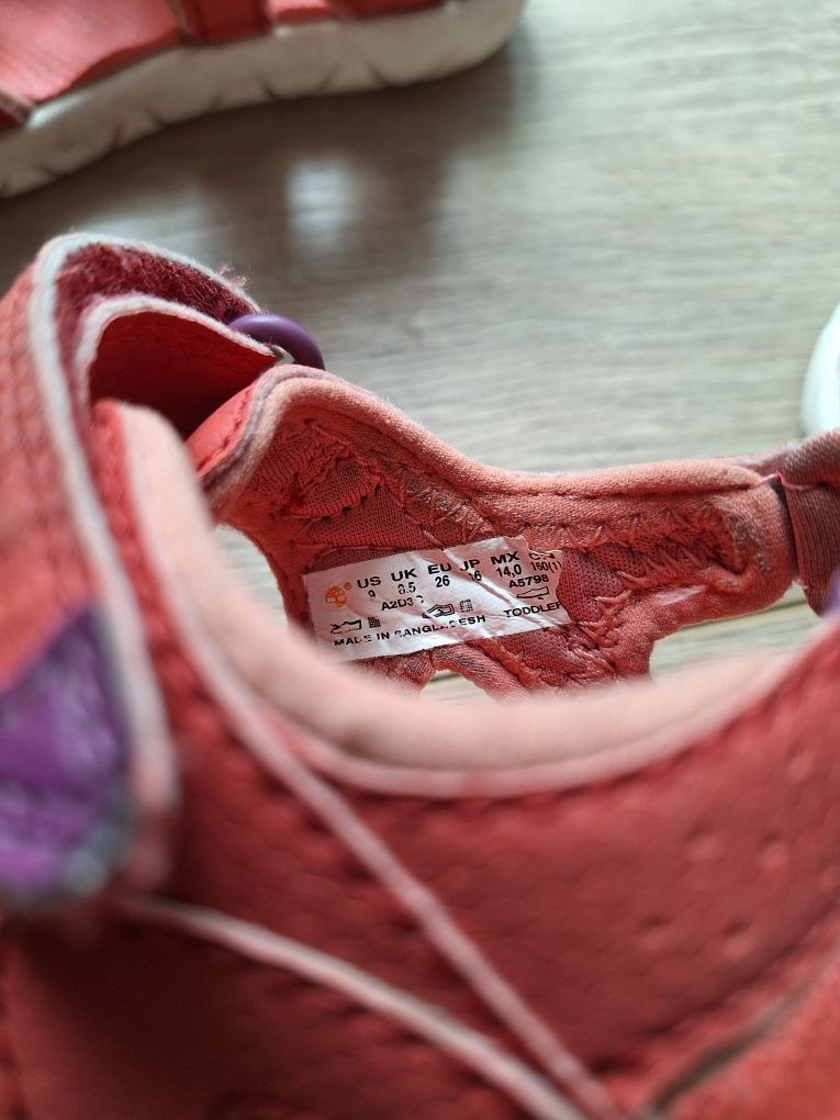 Детски летни обувки и сандали Roxy, Adidas, Timberland