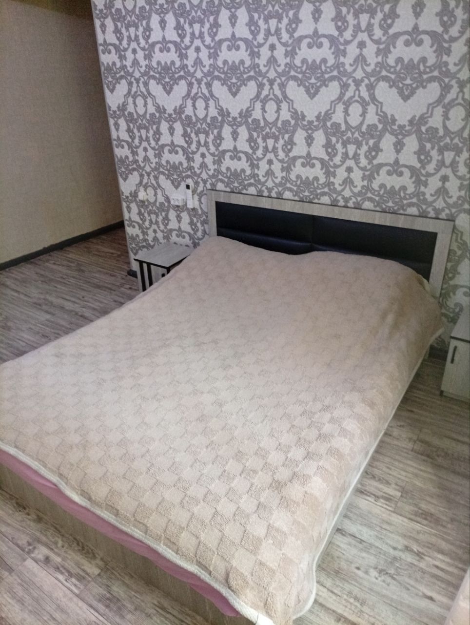 Кровать Двуспальная+ 2 Тумбочки + Матрас