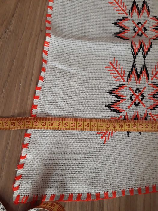 Fata masa cusuta ietamina etamina