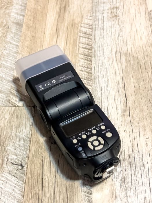 Yongnuo YN560 IV Speedlite – Practic nou, folosit doar la 2 evenimente