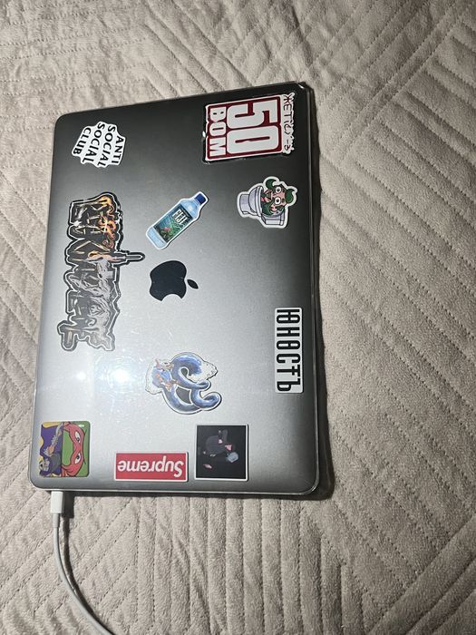 Macbook M1 2020 8gb 256 Ssd