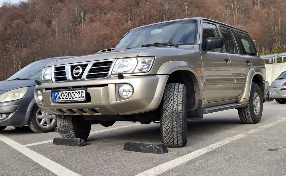 Vând Nissan Patrol Y61 2002