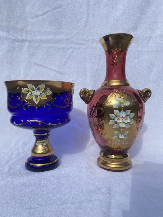Ваза Bohimia Crystal с позолоченным декором и цветочным орнаментом