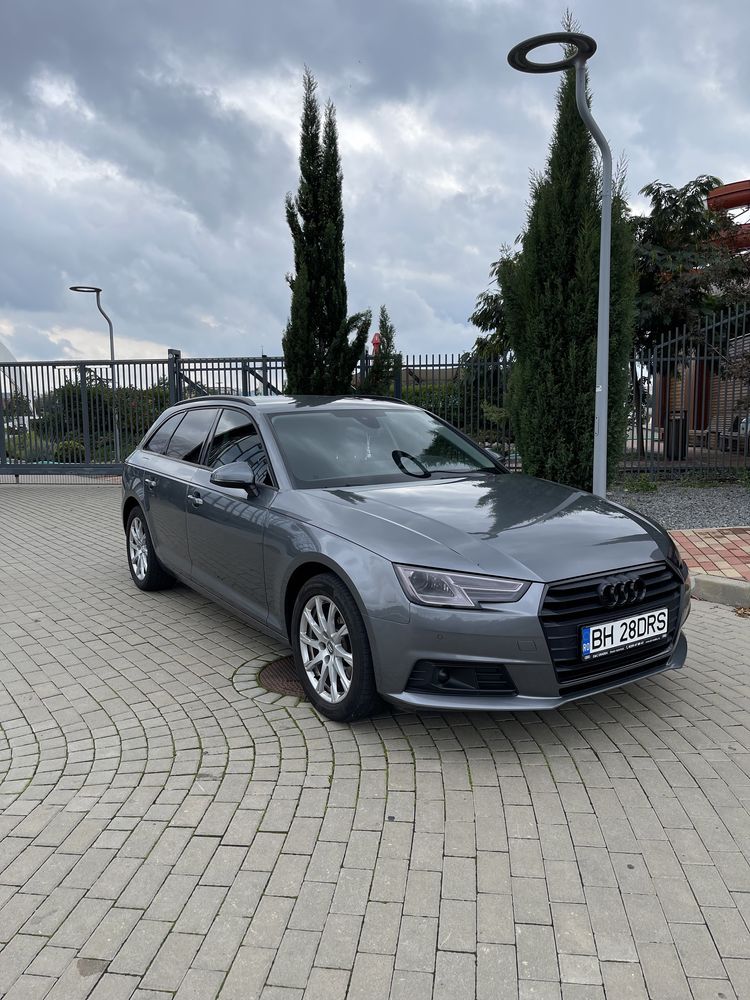 Audi A4 B9 2018 2.0 150 CP Automatic