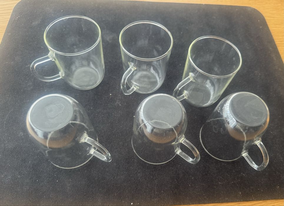 Стъклени чаши различни видове