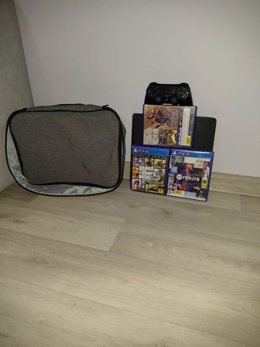 Пс4 с джостиком.