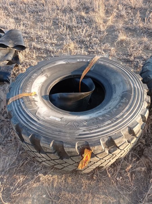 Продам резину на камаз вездеход