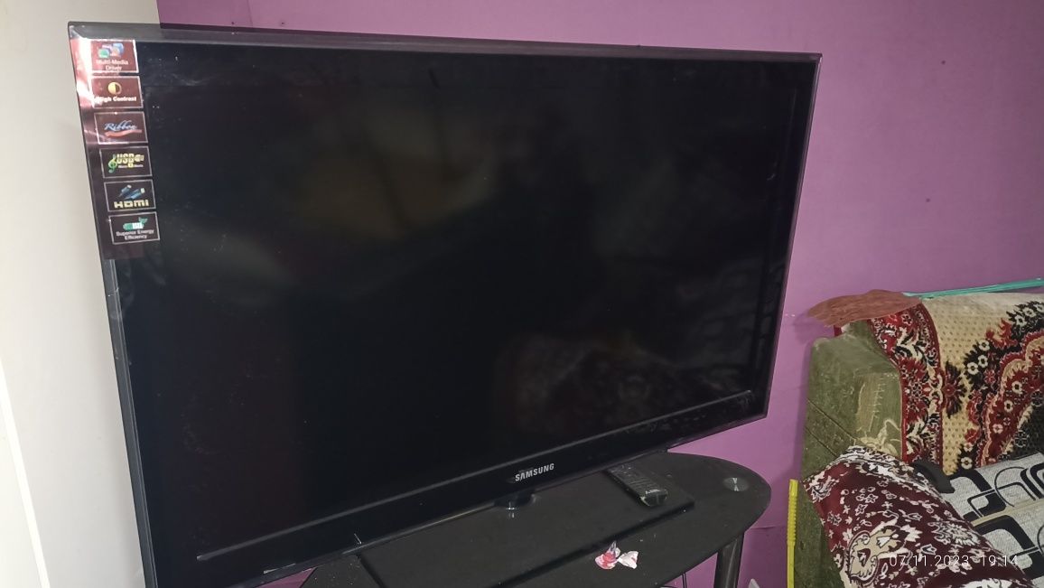 Телевизор Samsung LE40D55