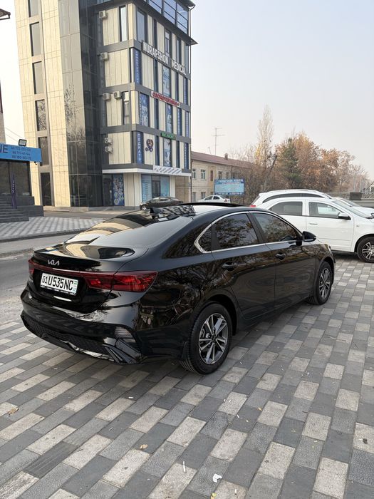 Kia cerato full 2023 yil