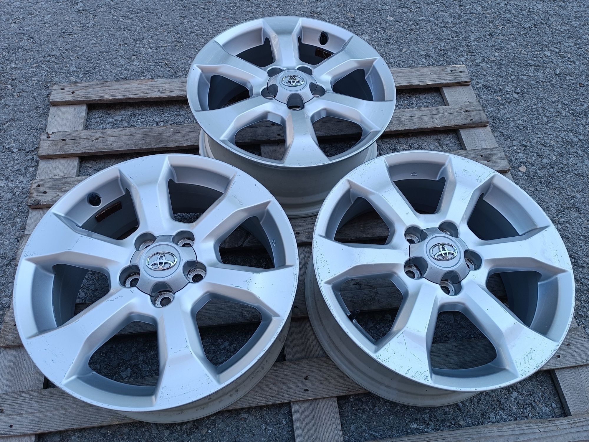 3бр лети джанти 17ки 5х114.3 Toyota