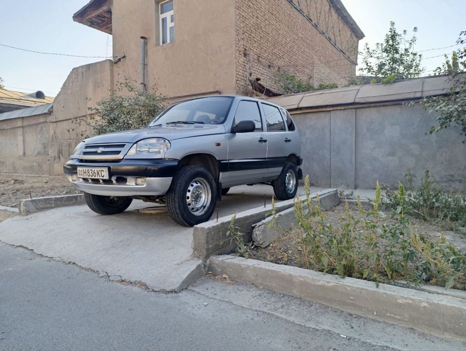 Продаю chevrolet Niva