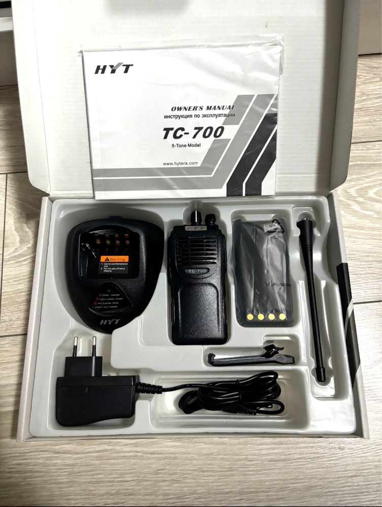 Продам Рация Hytera TC-700