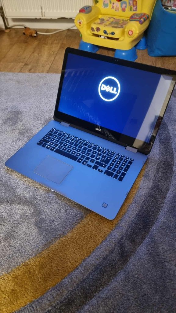 Dell inspiron 17- 7779  2in 1