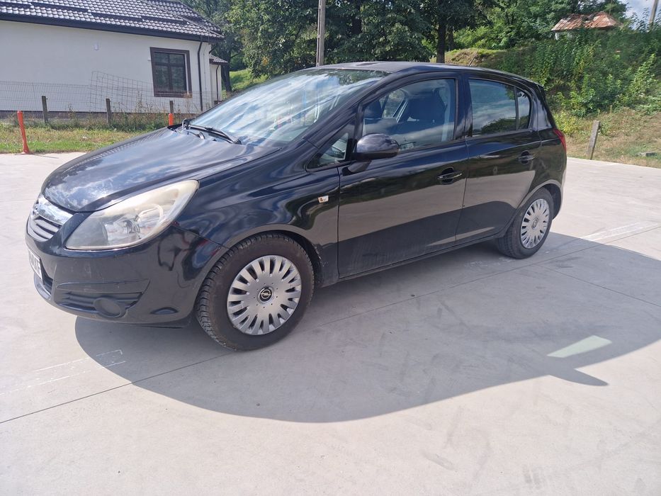 Vând Opel corsa D
