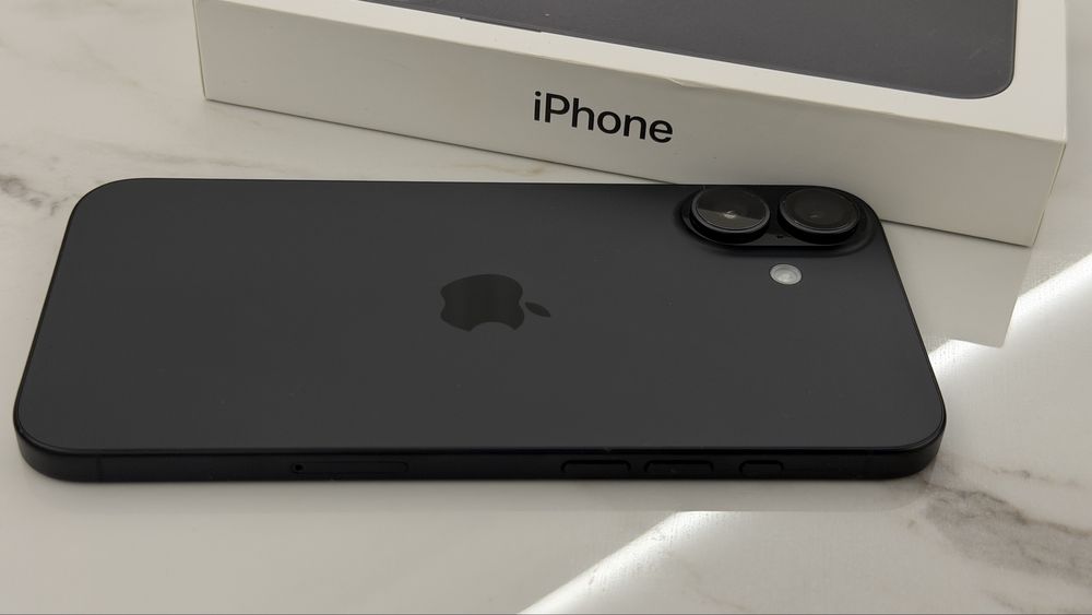 iPhone 16 Plus 128Gb