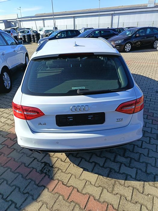 Vând Audi a4 quoatrro