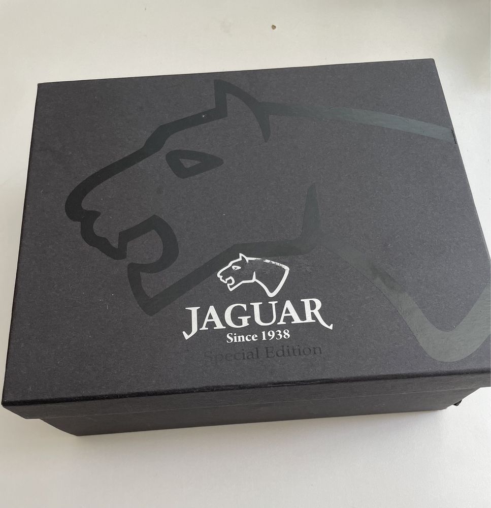 Часовник Jaguar special edition