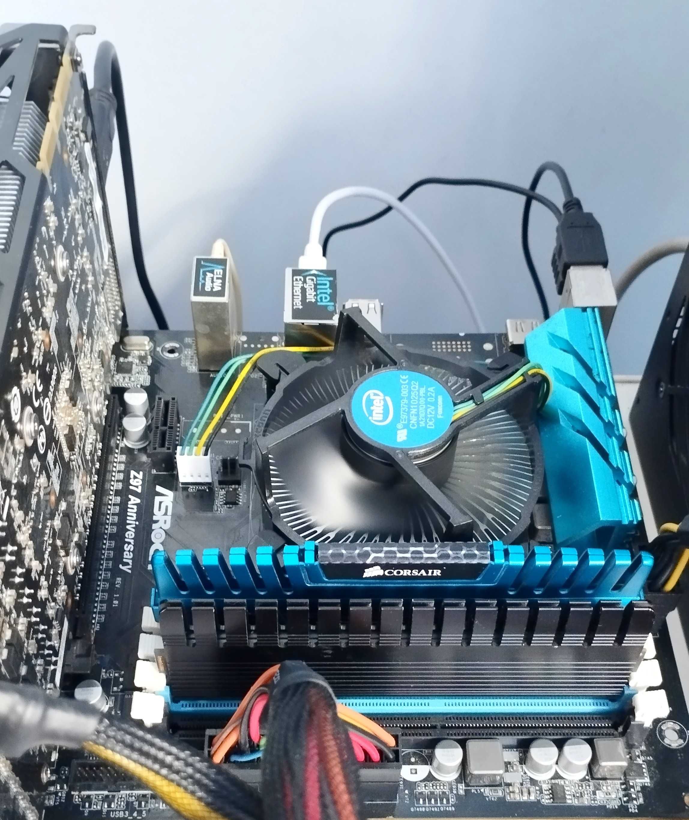 Kit ASRock Z97 Aniversary, Intel Core I7 4790, 16GB DDR3, GTX 770 2GB