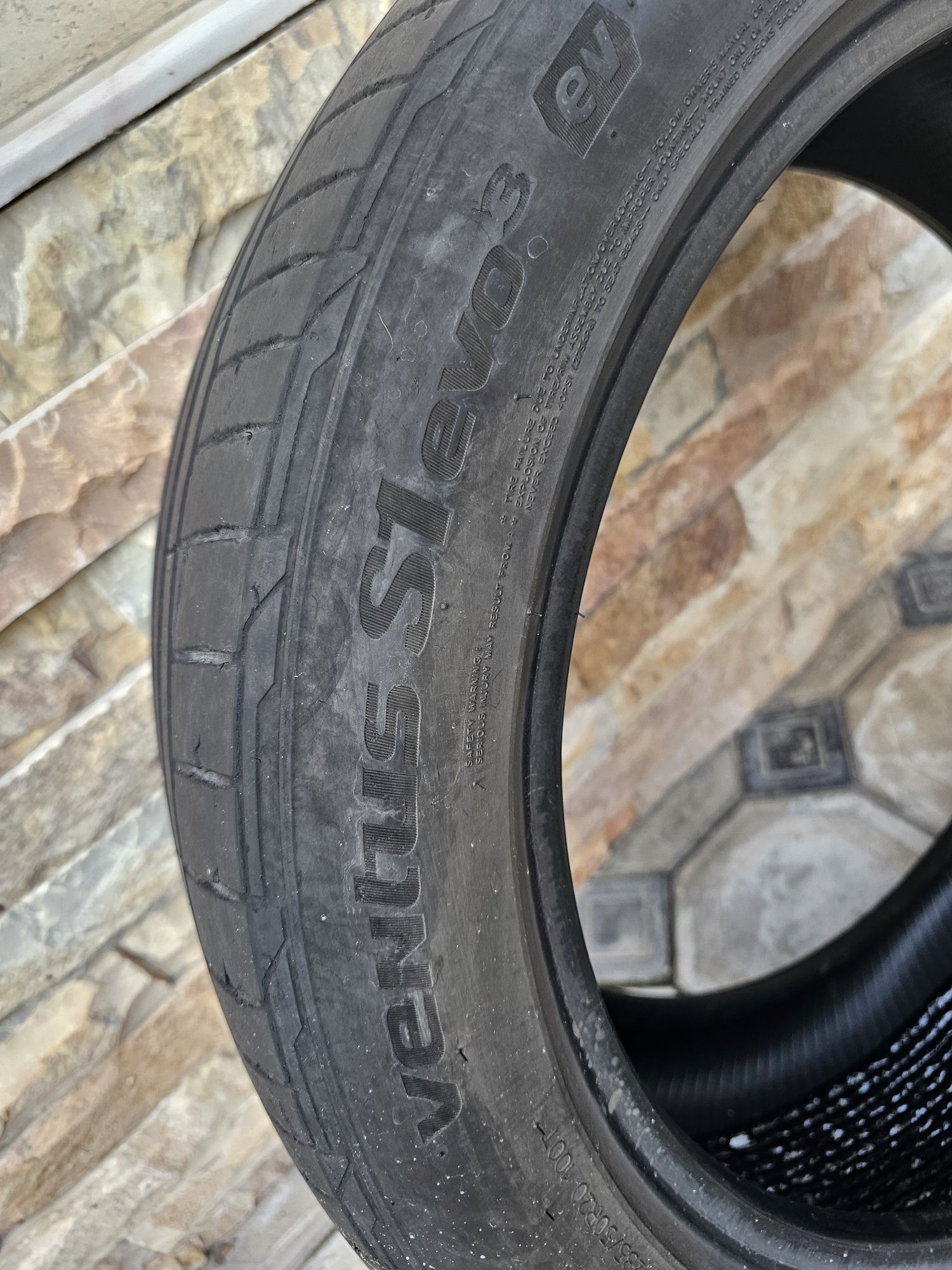 Продаётся 4 разноширокие шины Hankook Ventus S1 evo3.