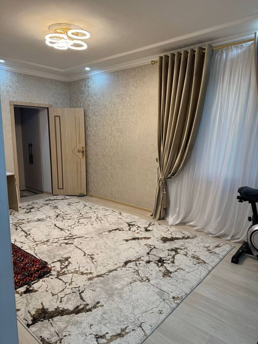 Продается 2в3 /1/4 60м2 в массив Панельный