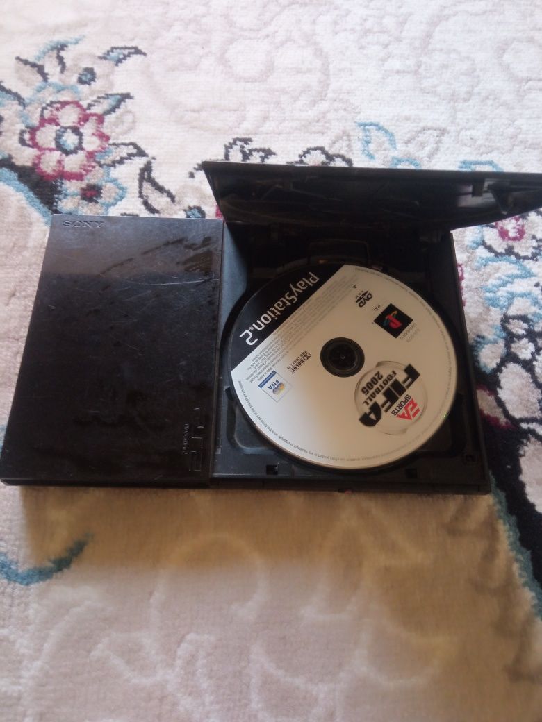 Playstation 2 sotiladi