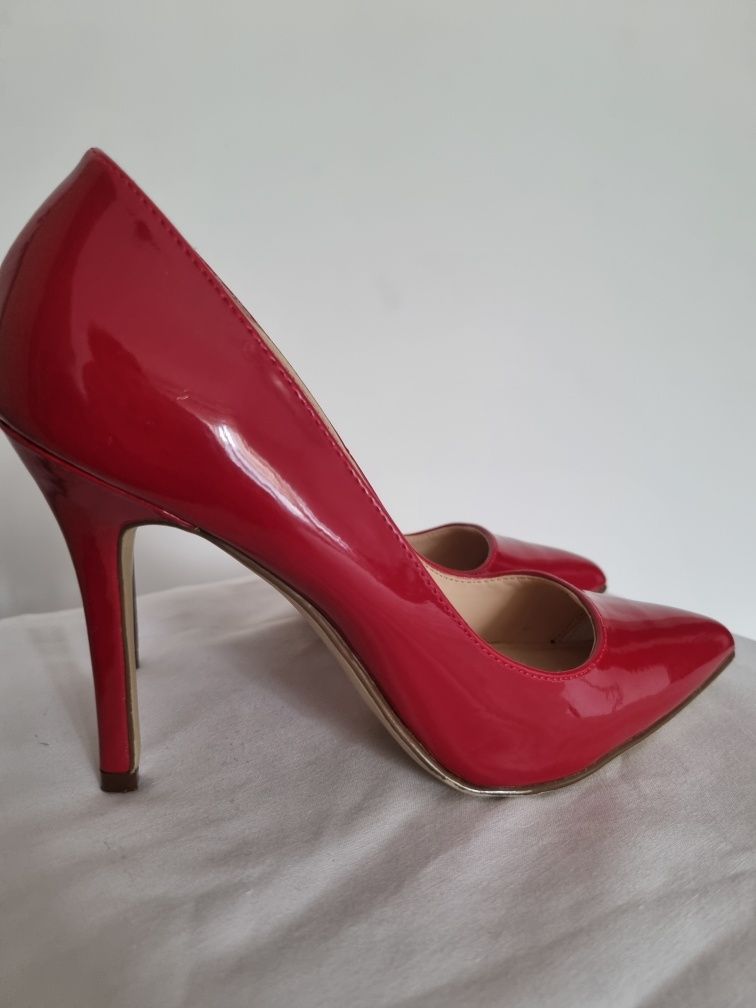 Pantofi stiletto 36