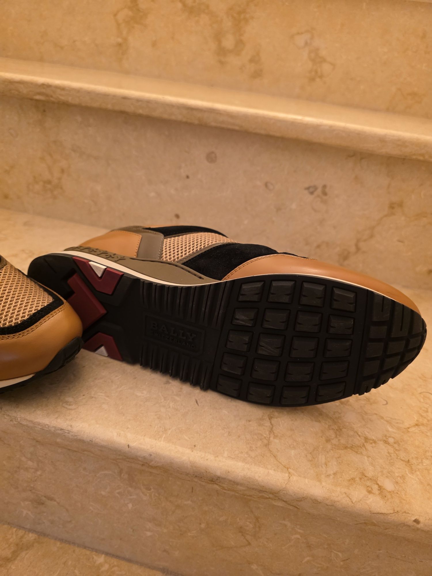 Bally, marimea 40