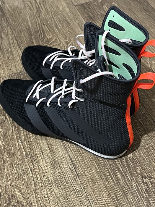 Маратонки за бокс Адидас