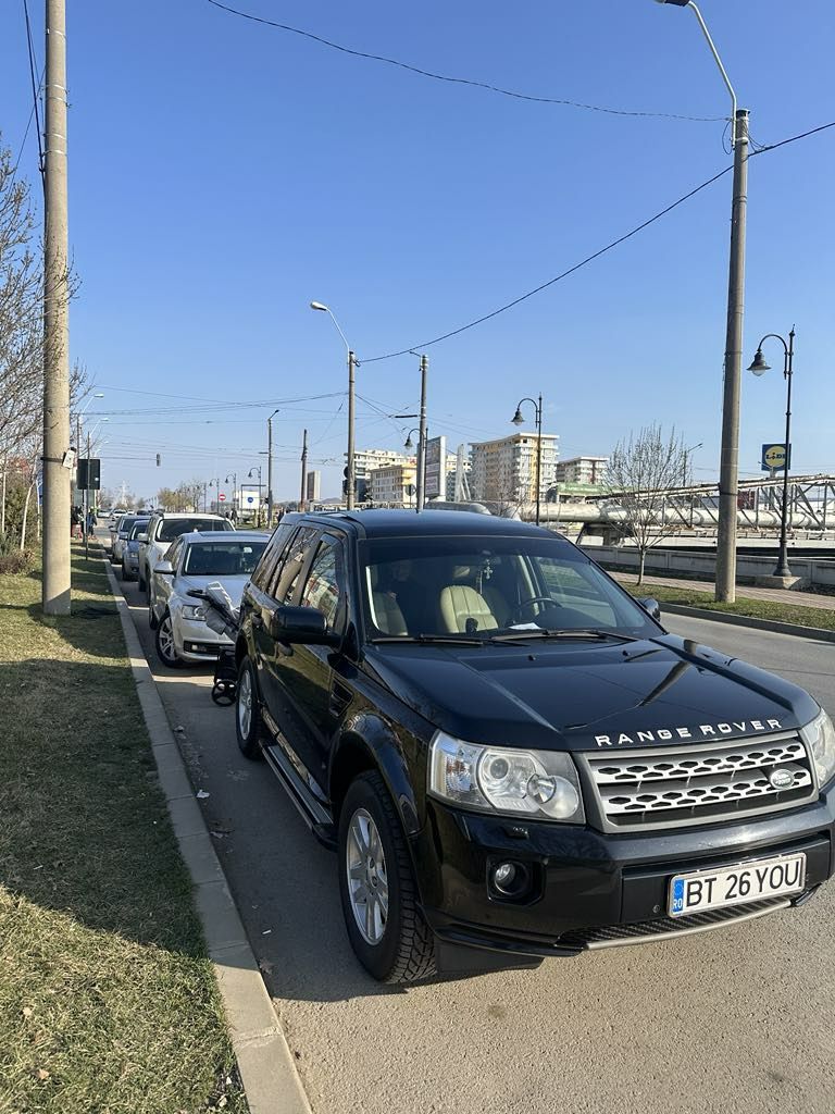 Land Rover Freelander 2