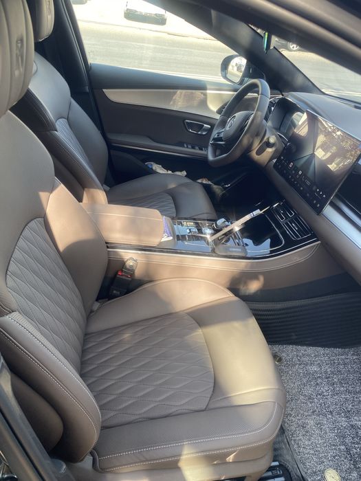 BYD HAN 2025 smart 701, qora rang, 6900km. yurgan