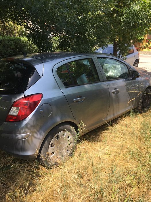 Опел Корса Д с газов инжекцион / Opel Corsa D 1.4 90hp 2008y LPG