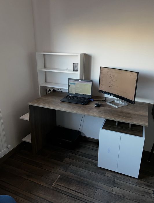 Vand birou cu rafturi si dulap