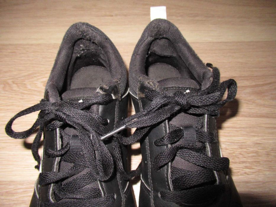 ADIDAS--Оригинални маратонки--36 номер