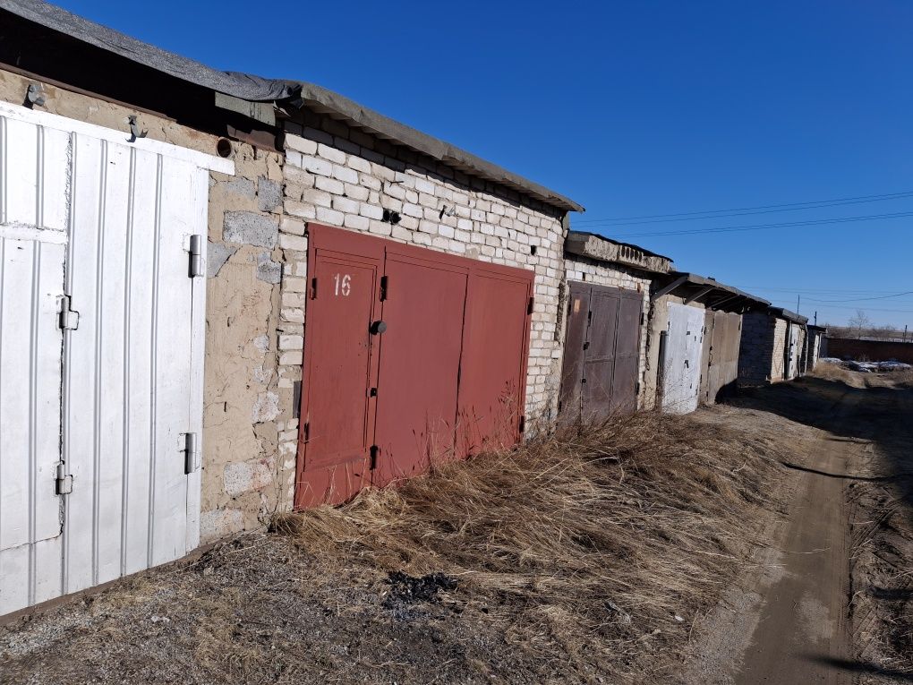 Продам гараж 13ое общество