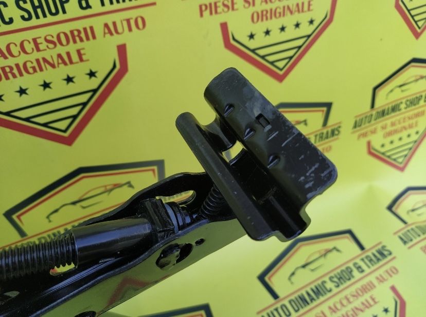 Lot 50 cricuri OE Ford Focus K En-gross 30 ron bucata + TVA