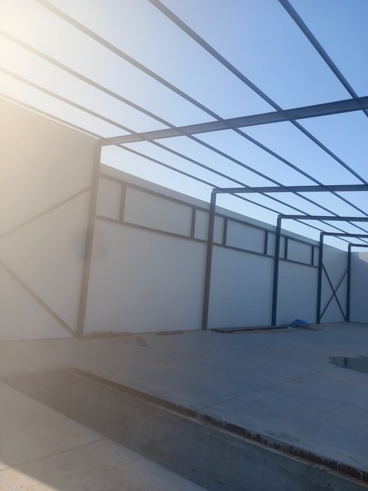 Hale metalice 10x20 4800 euro