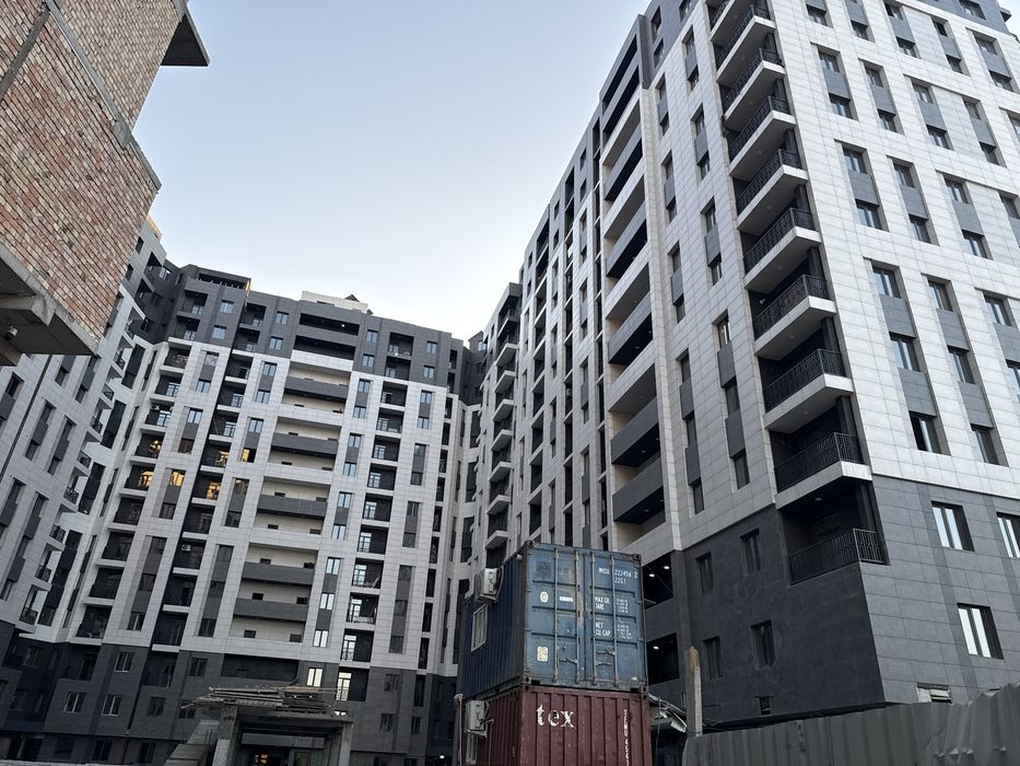 Yakkasaroy kvartira 2 etaj pent haus