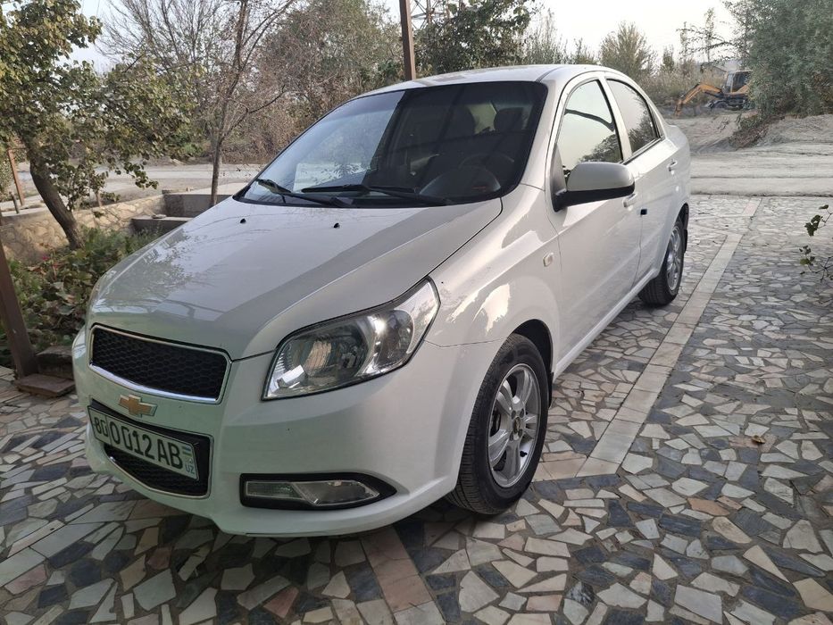 Нексия 3 автомат 2018-йил метанда