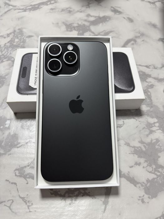 Iphone 15 Pro Max 256GB/ TITANIUM BLACK