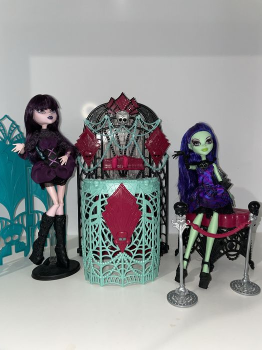Monster high (монстер хай) мебель