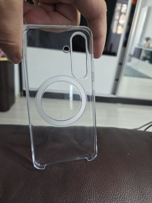 Husa de protectie Samsung Magnet Case pentru Galaxy S25 Clear