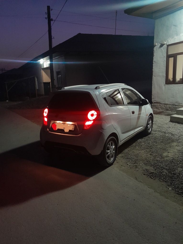 Spark  avtomat evro 4 sotiladi