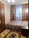 Продам комплект покрывало на кровать и шторы, кресло-кровать, стол ком