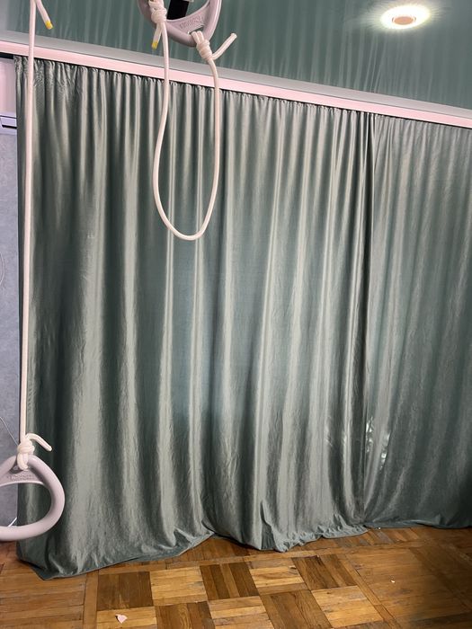 Продам шторы цвет морская волна очень красивые