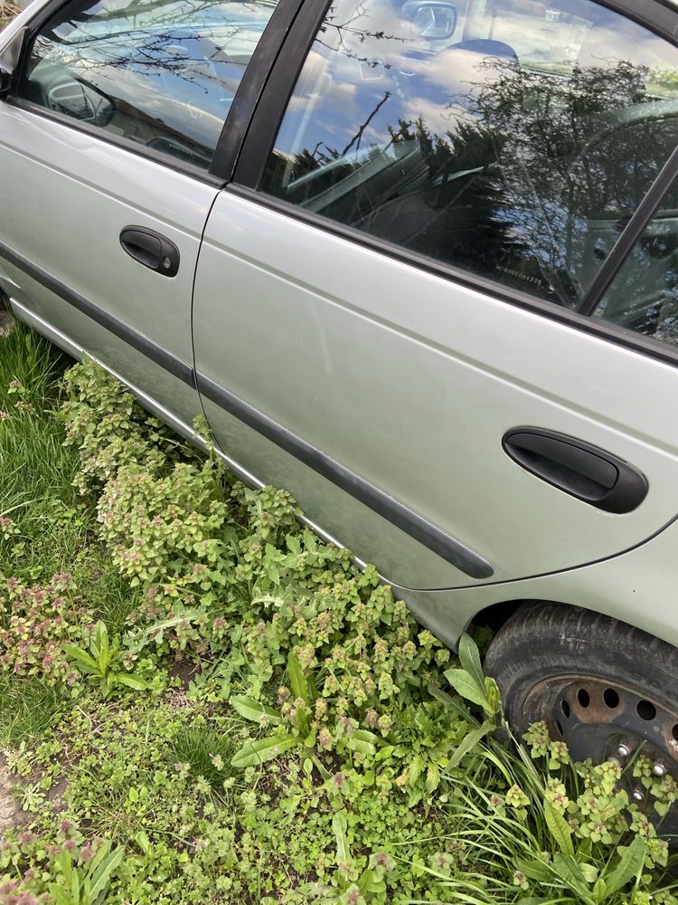 toyota avensis t22 на части